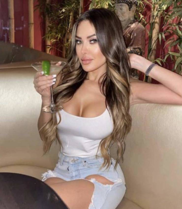 Girls Mix So Well With Alcohol