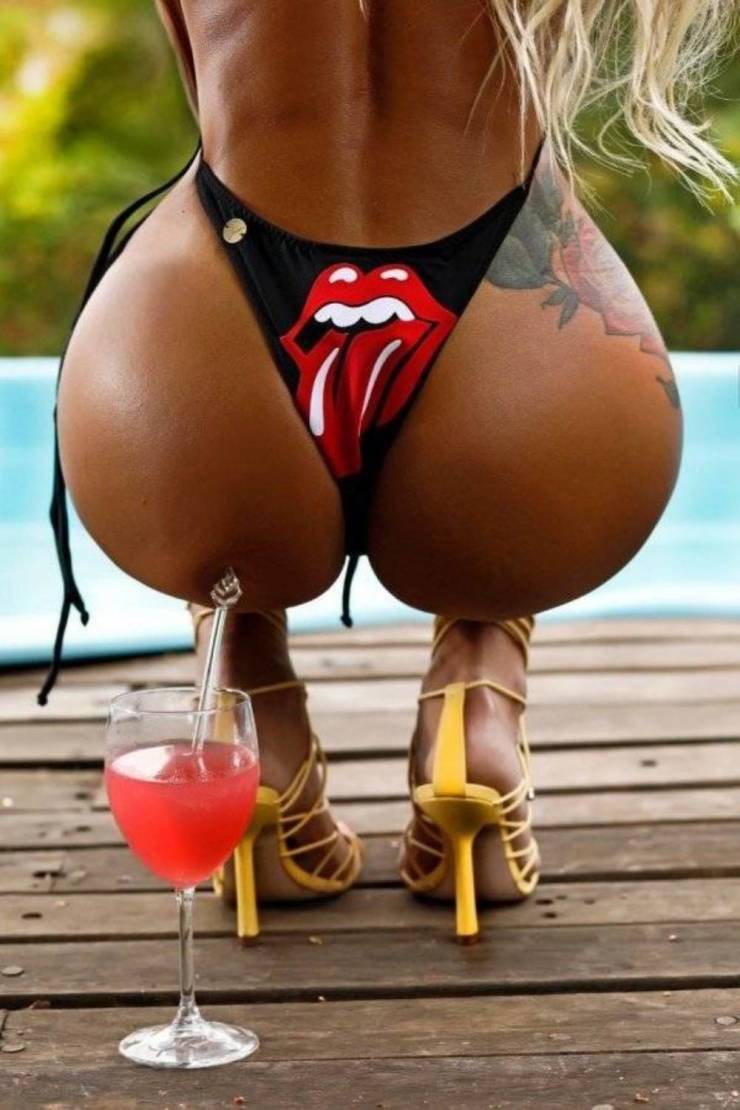 Girls Mix So Well With Alcohol