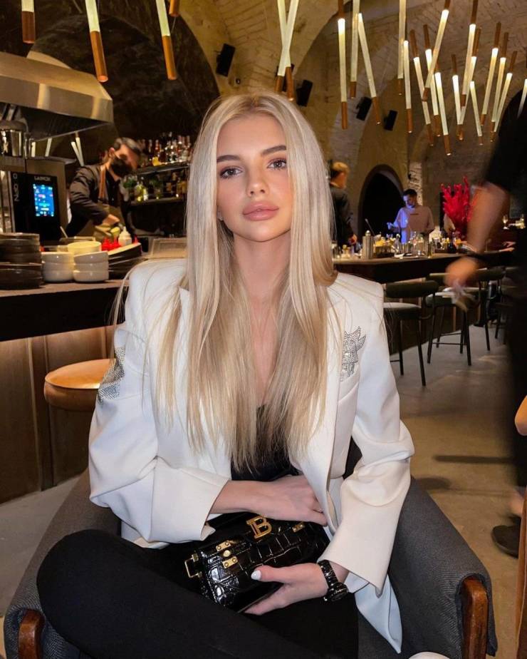 izigirls are waiting for you 40 pics 19.html - 40 HD Photos | Premium Gallery 2025