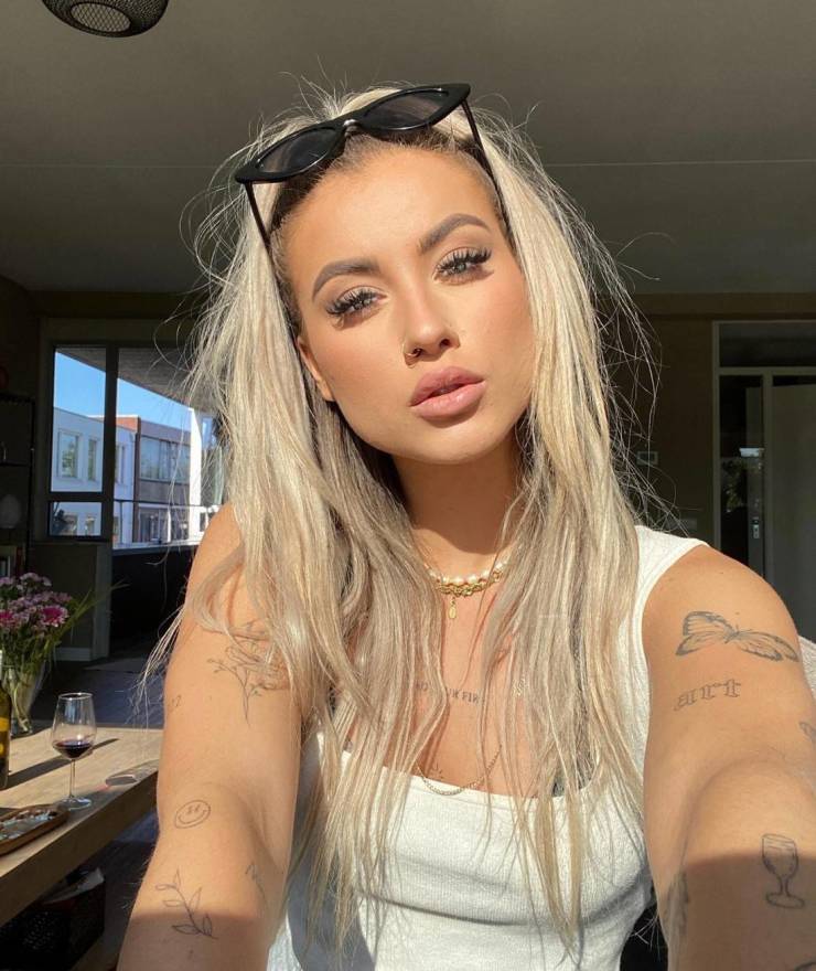 izigirls are waiting for you 49 pics 9.html - 49 HD Photos | Premium Gallery 2025