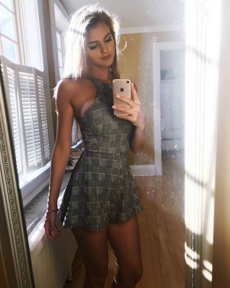 Sundresses Are Always Sexy!