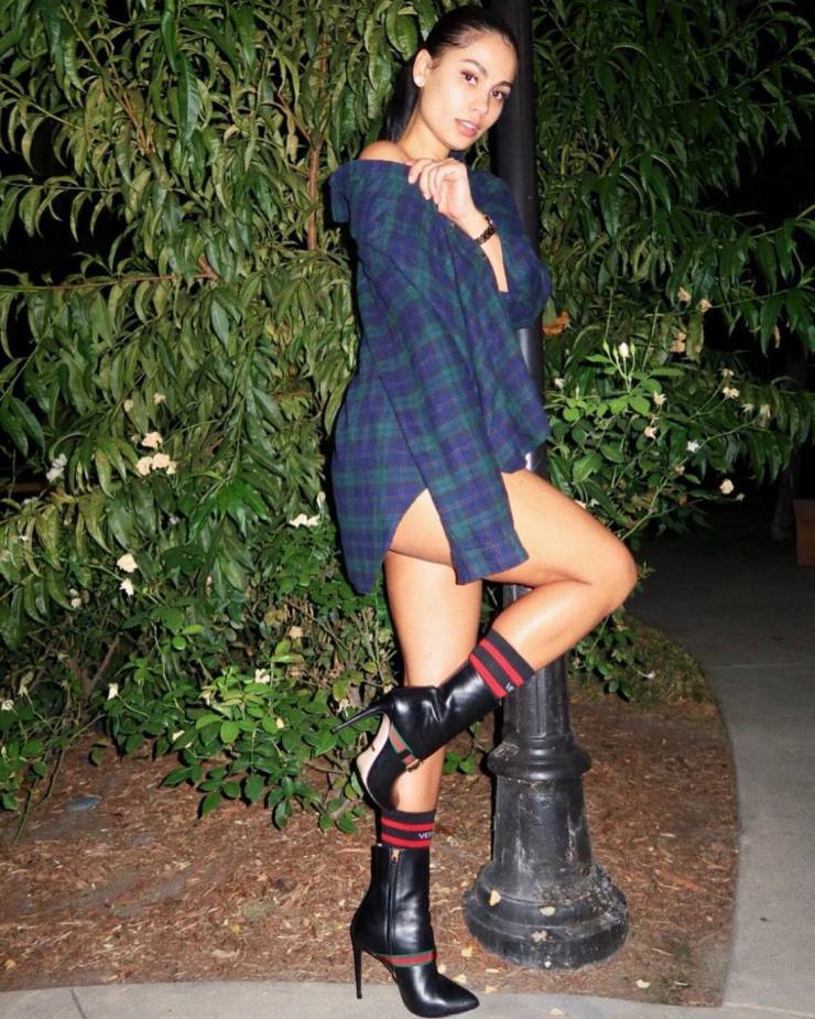 izigirls are waiting for you 38 pics 10.html - 38 HD Photos | Premium Gallery 2025