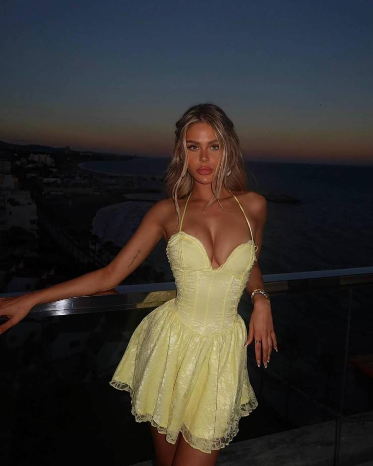 izigirls are waiting for you 40 pics 8.html - 40 HD Photos | Premium Gallery 2025