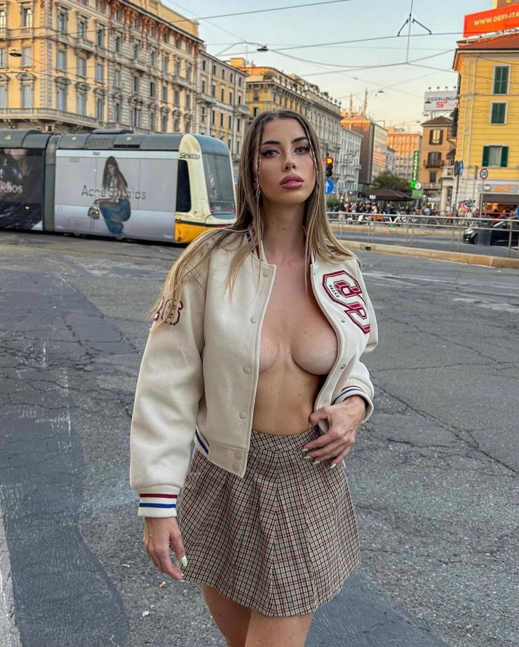 no bras allowed 33 pics 17.html - 33 HD Photos | Premium Gallery 2025