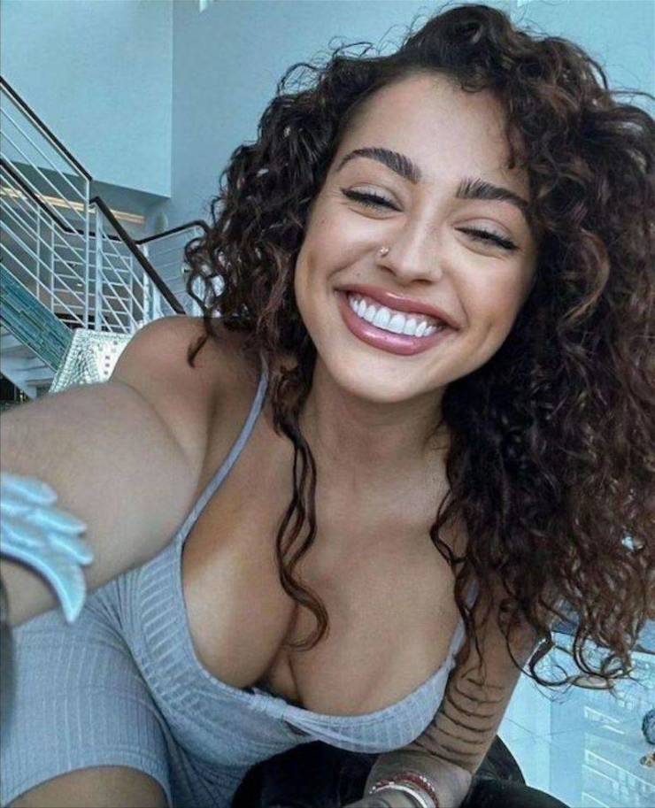 beautiful smiles 31 pics 8.html - 31 HD Photos | Premium Gallery 2025