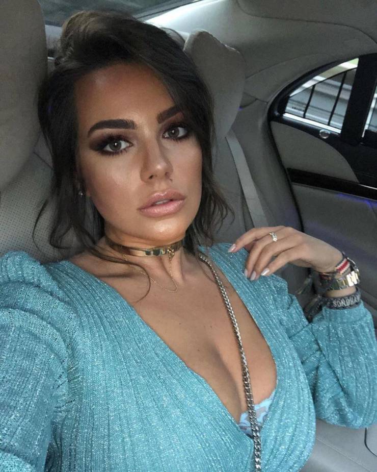 izigirls are waiting for you 42 pics 20.html - 42 HD Photos | Premium Gallery 2025