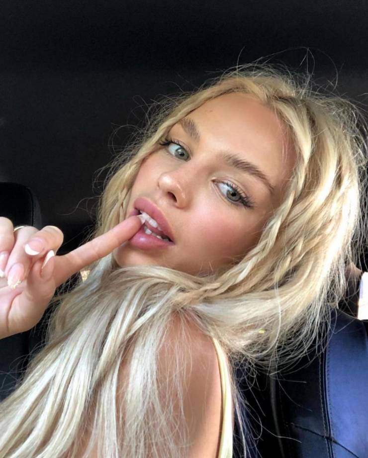 izigirls are waiting for you 34 pics 8.html - 34 HD Photos | Premium Gallery 2025