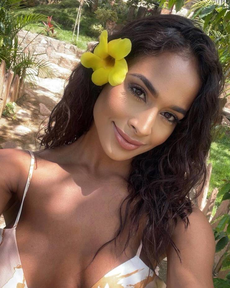 izigirls are waiting for you 38 pics 19.html - 38 HD Photos | Premium Gallery 2025