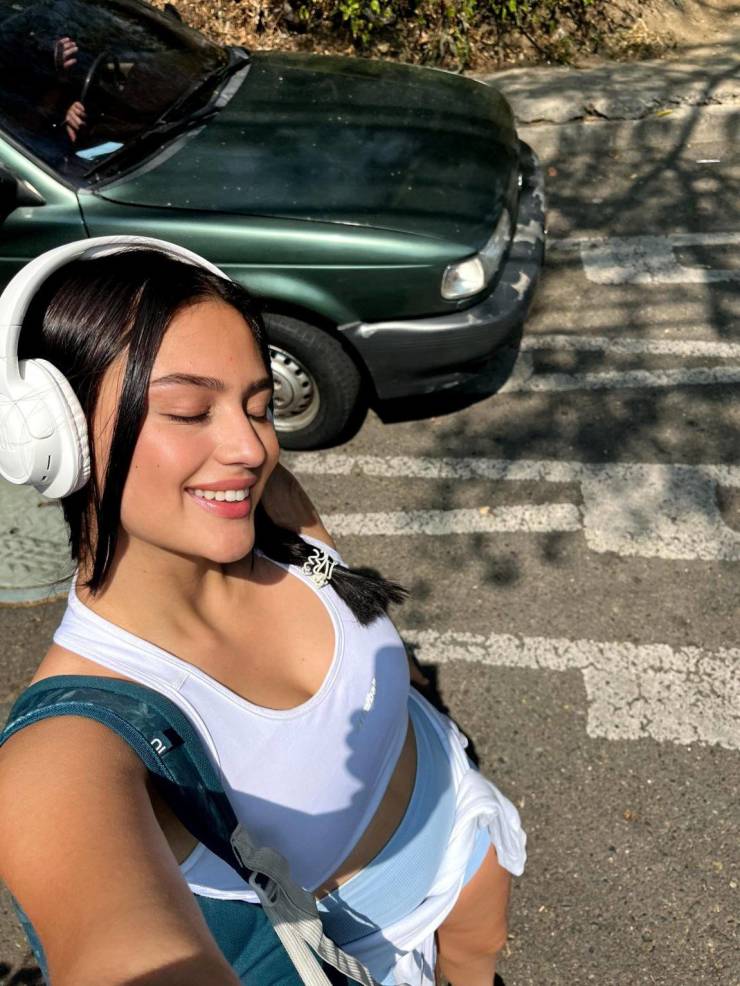 izigirls are waiting for you 33 pics 8.html - 33 HD Photos | Premium Gallery 2025