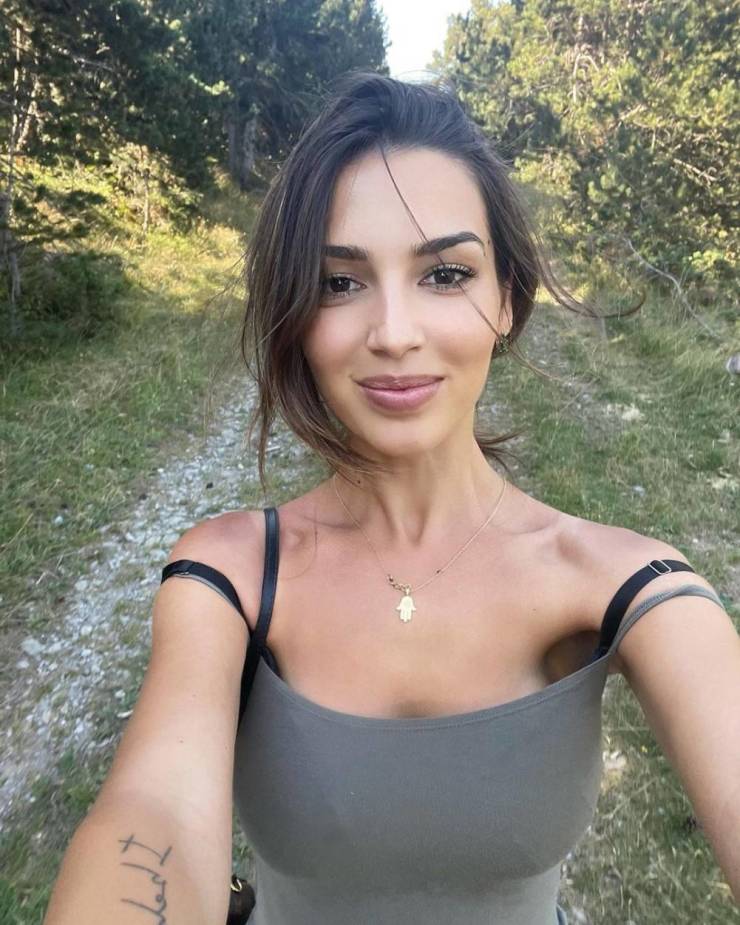 izigirls are waiting for you 38 pics 17.html - 38 HD Photos | Premium Gallery 2025