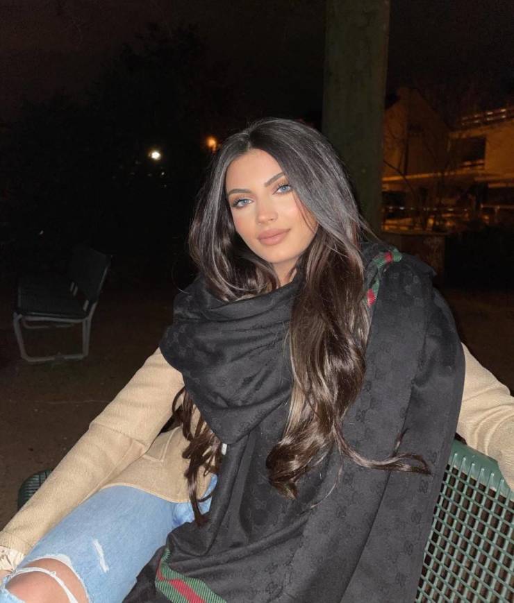 izigirls are waiting for you 38 pics 17.html - 38 HD Photos | Premium Gallery 2025