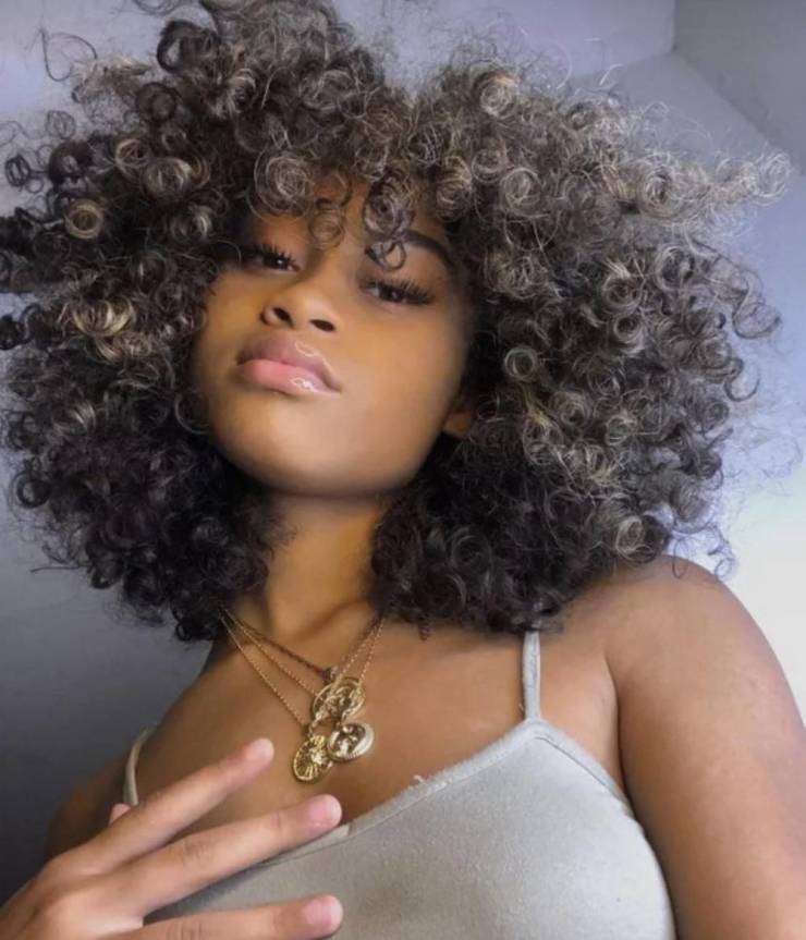 Izigirls Are Waiting For You!