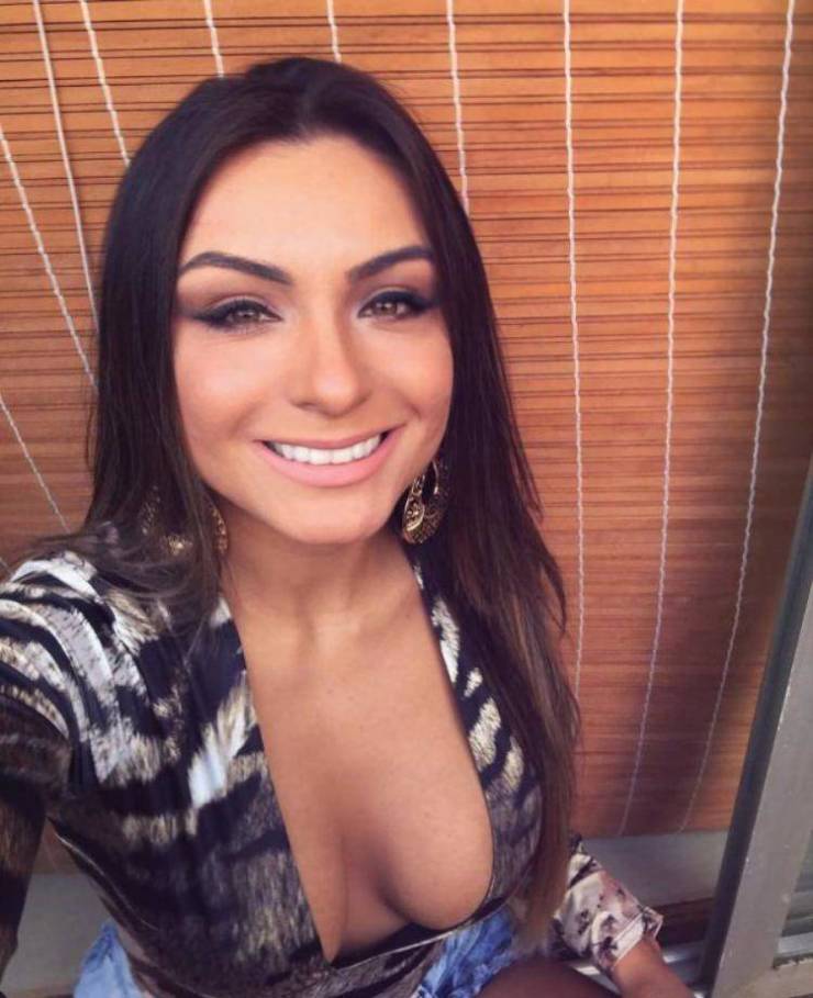 beautiful smiles 45 pics 19.html - 45 HD Photos | Premium Gallery 2025