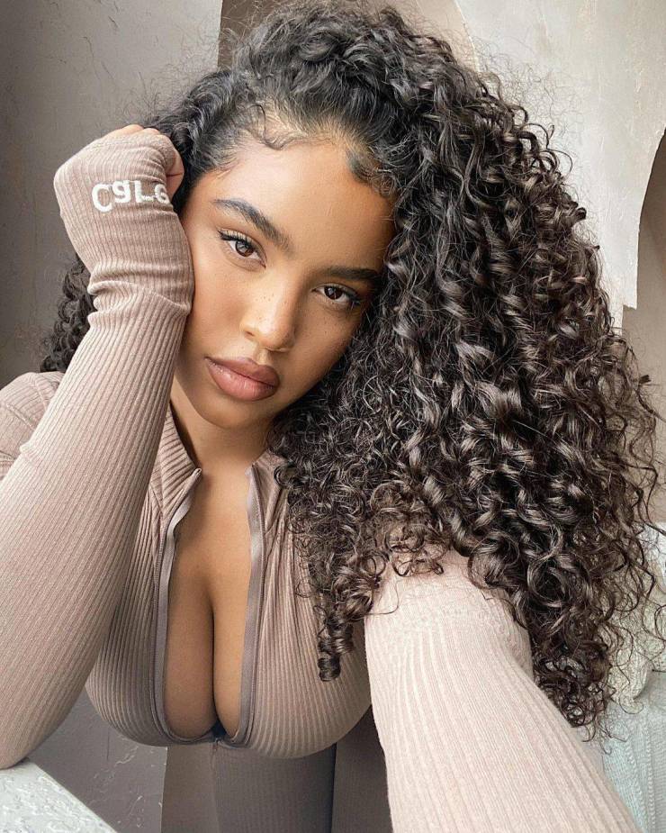 Izigirls Are Waiting For You!