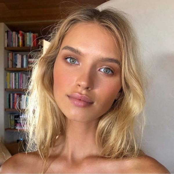 izigirls are waiting for you 38 pics 19.html - 38 HD Photos | Premium Gallery 2025