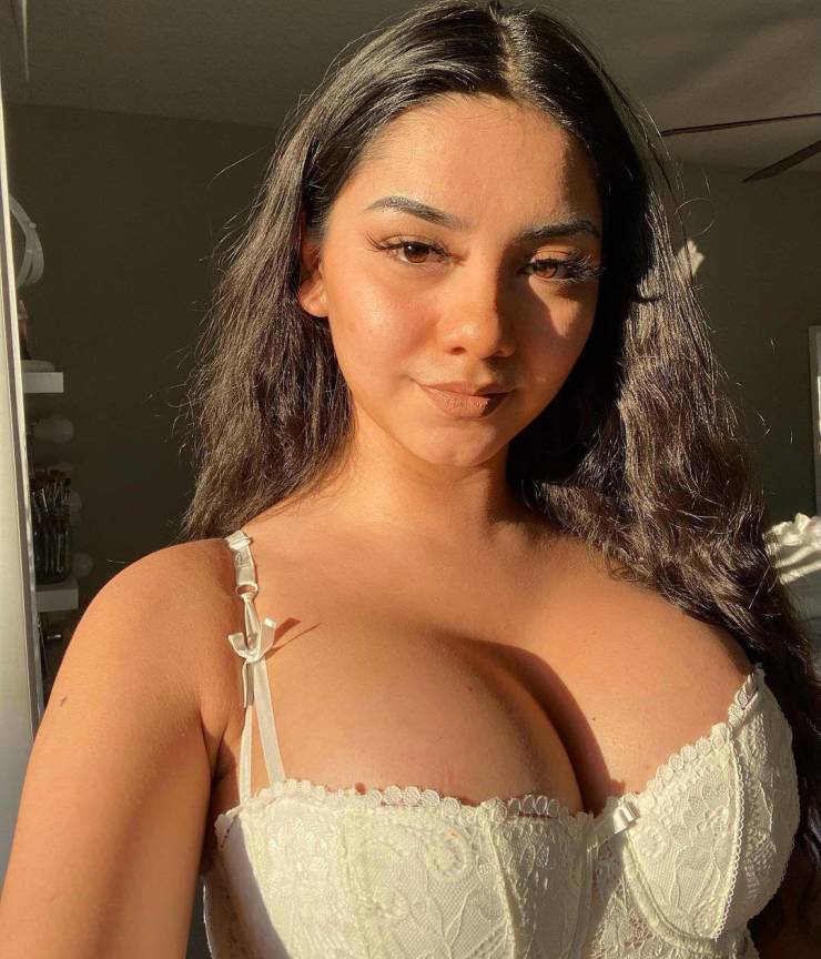 izigirls are waiting for you 38 pics 19.html - 38 HD Photos | Premium Gallery 2025