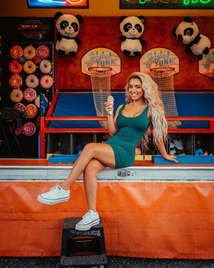 izigirls are waiting for you 37 pics 18.html - 37 HD Photos | Premium Gallery 2025