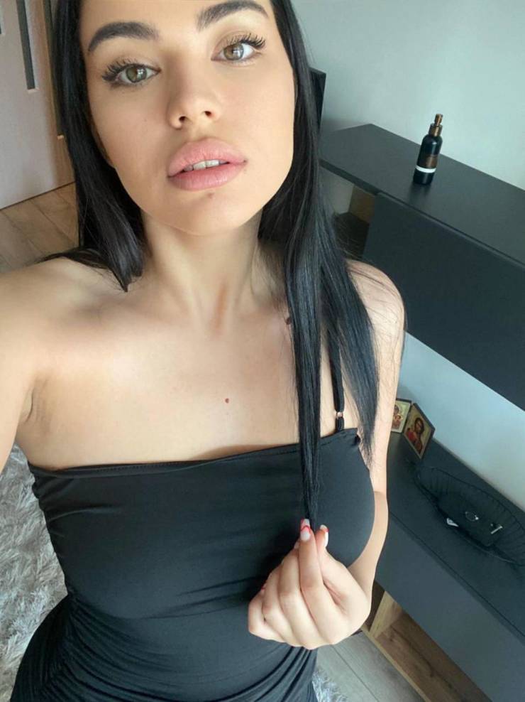 izigirls are waiting for you 33 pics 8.html - 33 HD Photos | Premium Gallery 2025