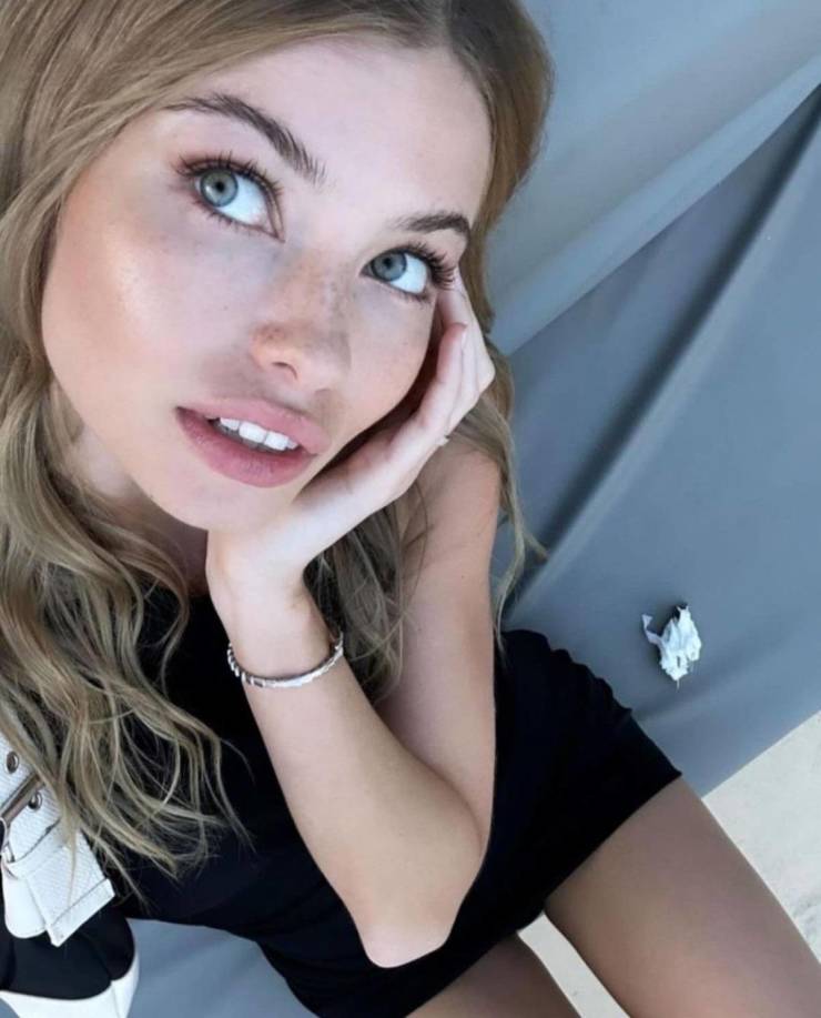 izigirls are waiting for you 33 pics 8.html - 33 HD Photos | Premium Gallery 2025