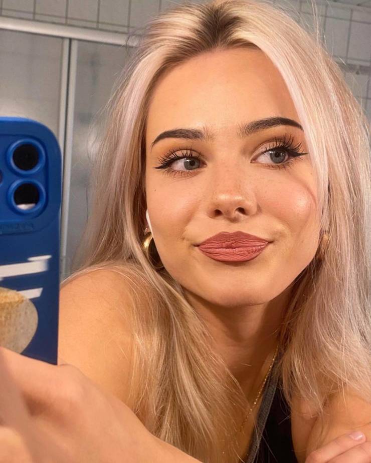 izigirls are waiting for you 36 pics 8.html - 36 HD Photos | Premium Gallery 2025