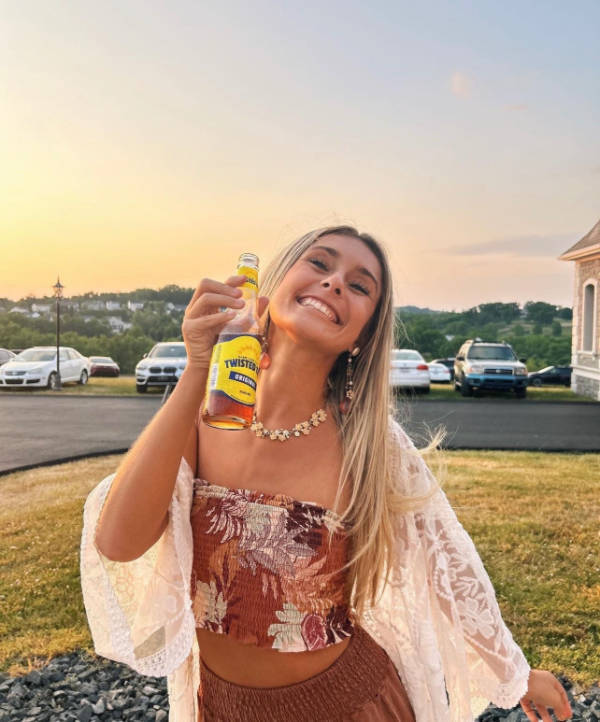 drinking never ends 42 pics 18.html - 42 HD Photos | Premium Gallery 2025