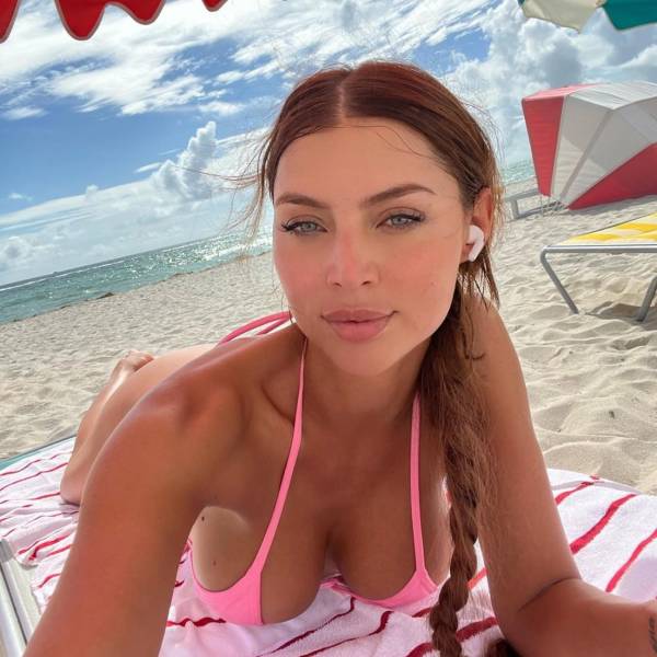 izigirls are waiting for you 46 pics 21.html - 46 HD Photos | Premium Gallery 2025