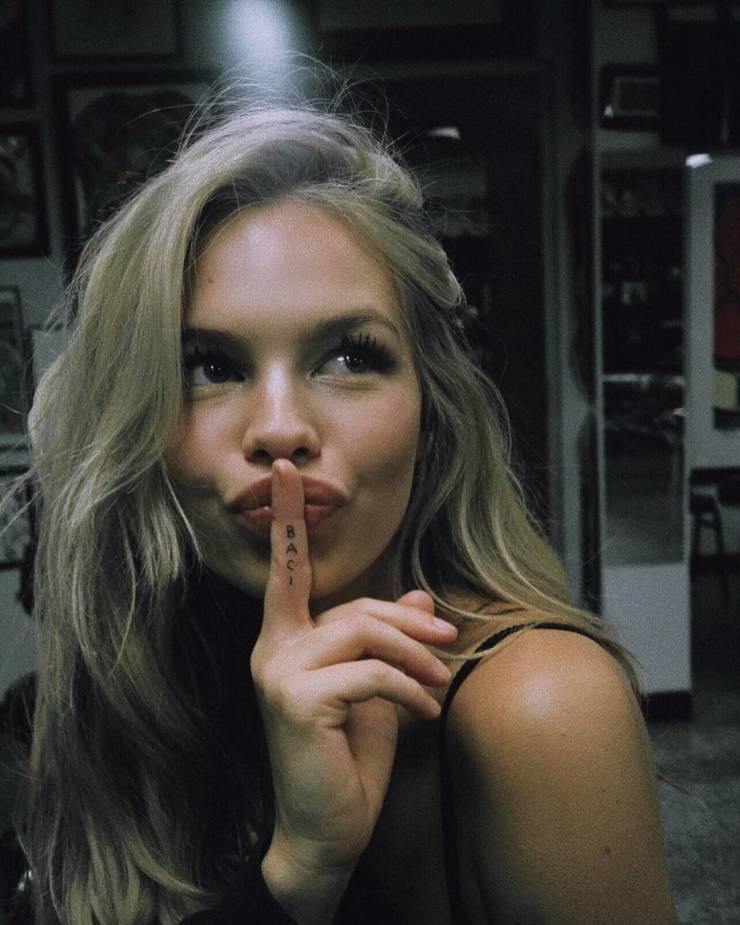 izigirls are waiting for you 46 pics 21.html - 46 HD Photos | Premium Gallery 2025