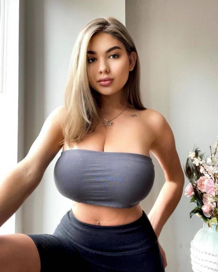 boobs boobs for everyone 37 pics 9.html - 37 HD Photos | Premium Gallery 2026