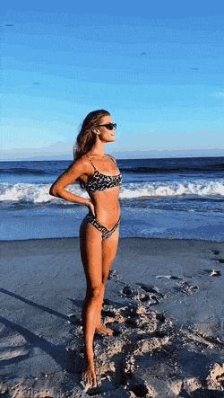 ohthose legs 18 gifs 5.html - 1 HD GIF | Premium Gallery 2026