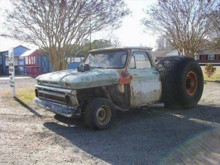 Weird Photos With Zero Context