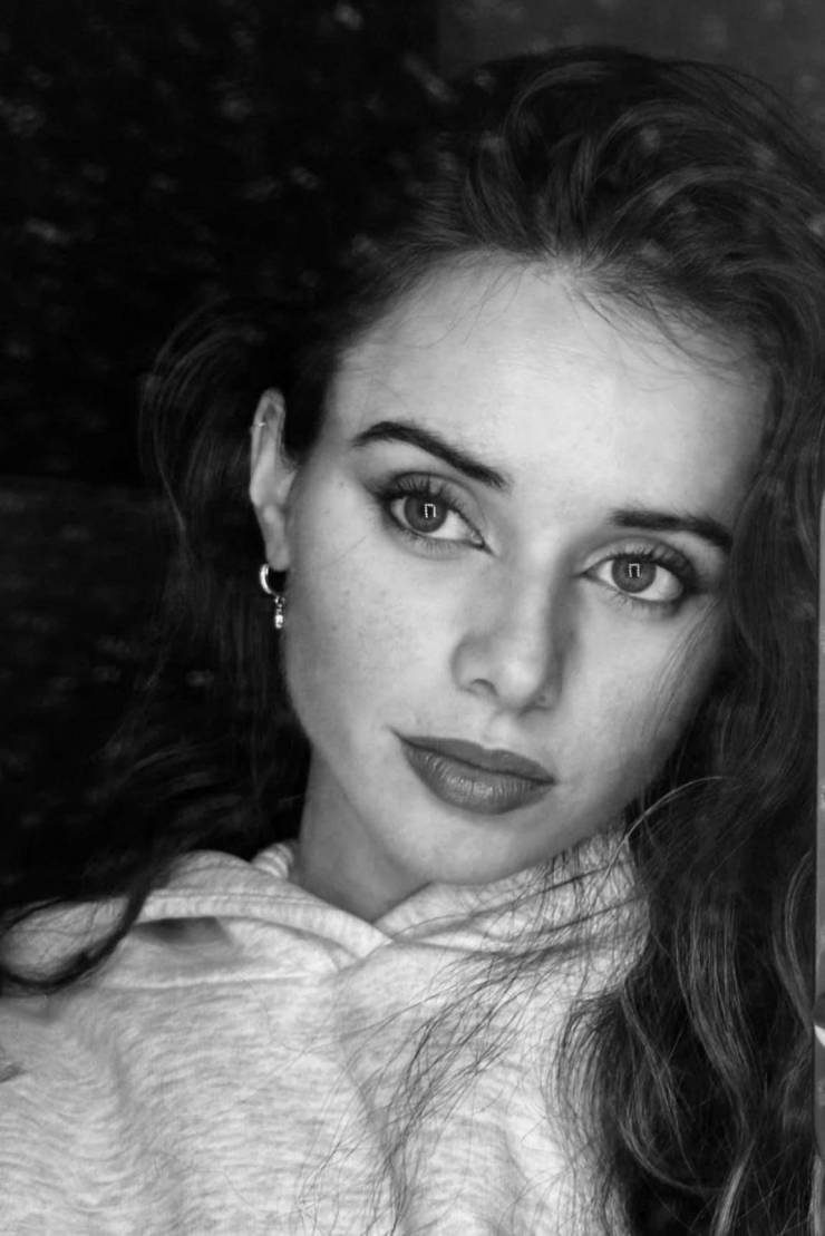 izigirls are waiting for you 31 pics 2.html - 31 HD Photos | Premium Gallery 2026