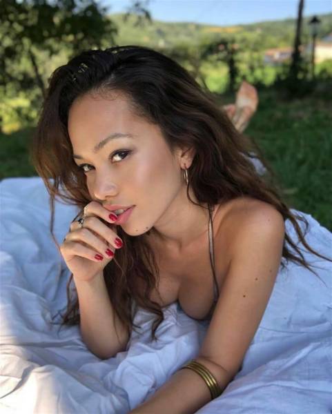 Izigirls Are Waiting For You!