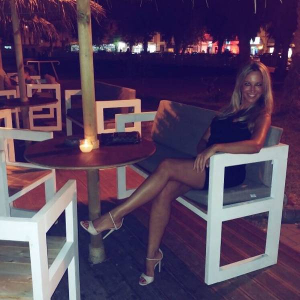 black dress that says it all 38 pics 14.html - 38 HD Photos | Premium Gallery 2026