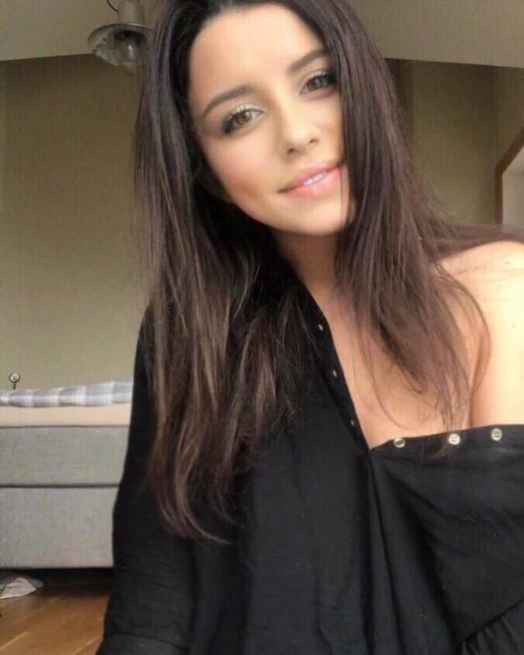 beautiful smiles 44 pics 2.html - 44 HD Photos | Premium Gallery 2026