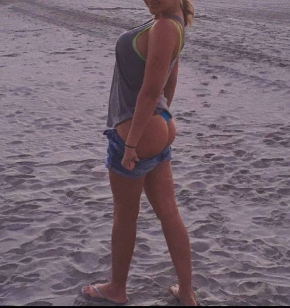 Nothing More Inspiring Than These Booty Scoops