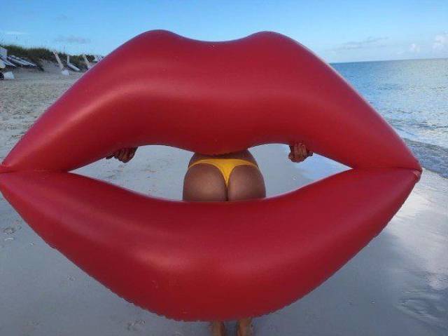 We All Know You Like These Sweet Booties