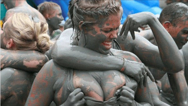 These Are The Reasons Why Music Festivals Are From Another World