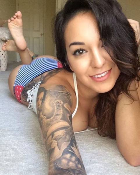 Hot and Hardcore Tattooed Girls