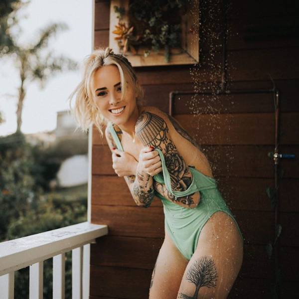 Hot and Hardcore Tattooed Girls