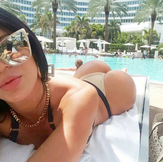 A Booty-full Collection of Girls