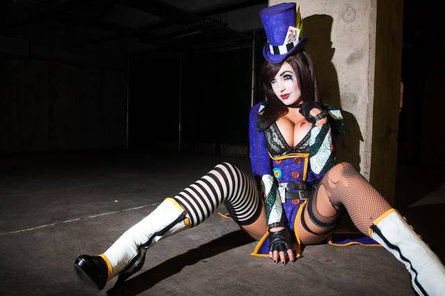 The Sexy Cosplay Girls of Every Nerds Fantasy