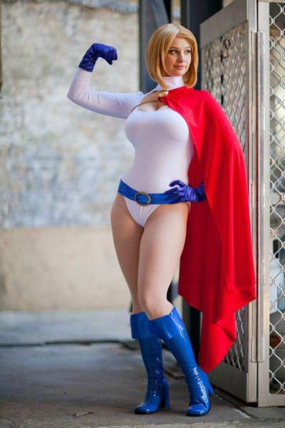 The Sexy Cosplay Girls of Every Nerds Fantasy