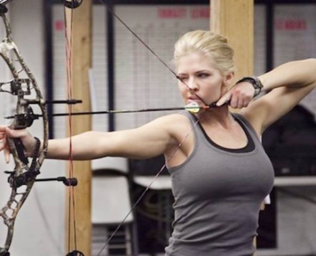 These Archery Girls Will Pierce Your Heart!