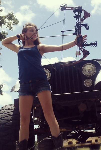 These Archery Girls Will Pierce Your Heart!