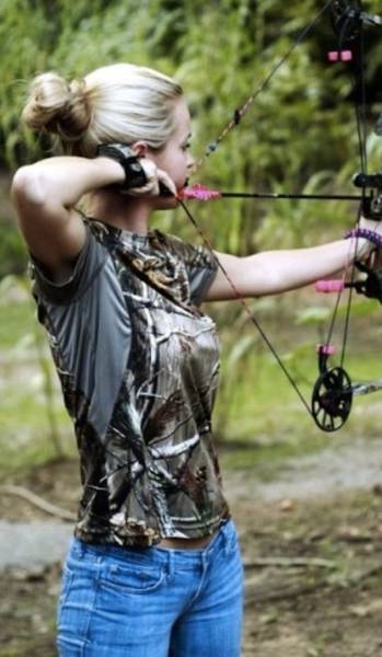 These Archery Girls Will Pierce Your Heart!