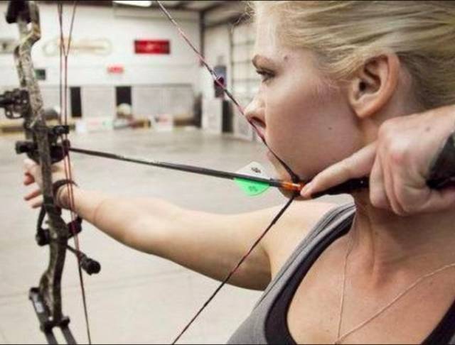These Archery Girls Will Pierce Your Heart!