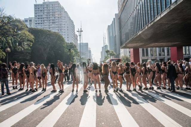 Brazil Looking For The Best Booty