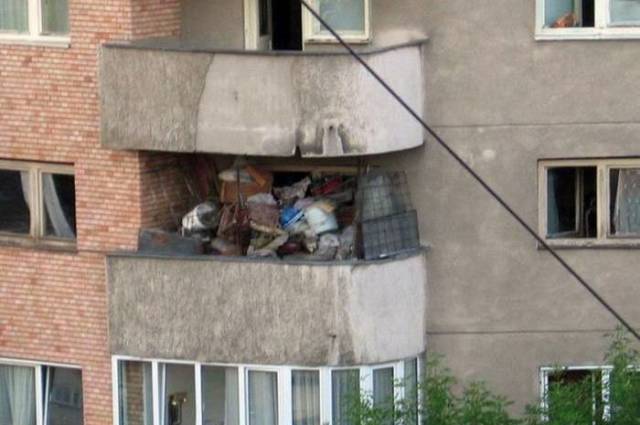 If You Visit Russia, Check The Balconies First