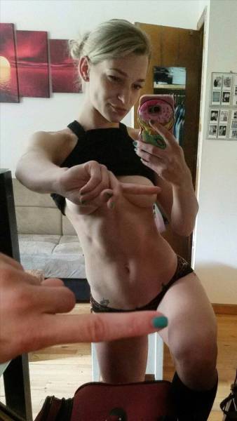 These Underboobs Will Make Your Imagination Go Wild