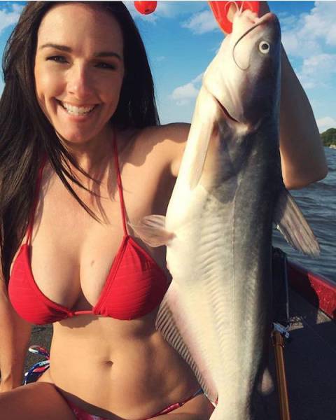 Fishing Is So Hot Nowadays!